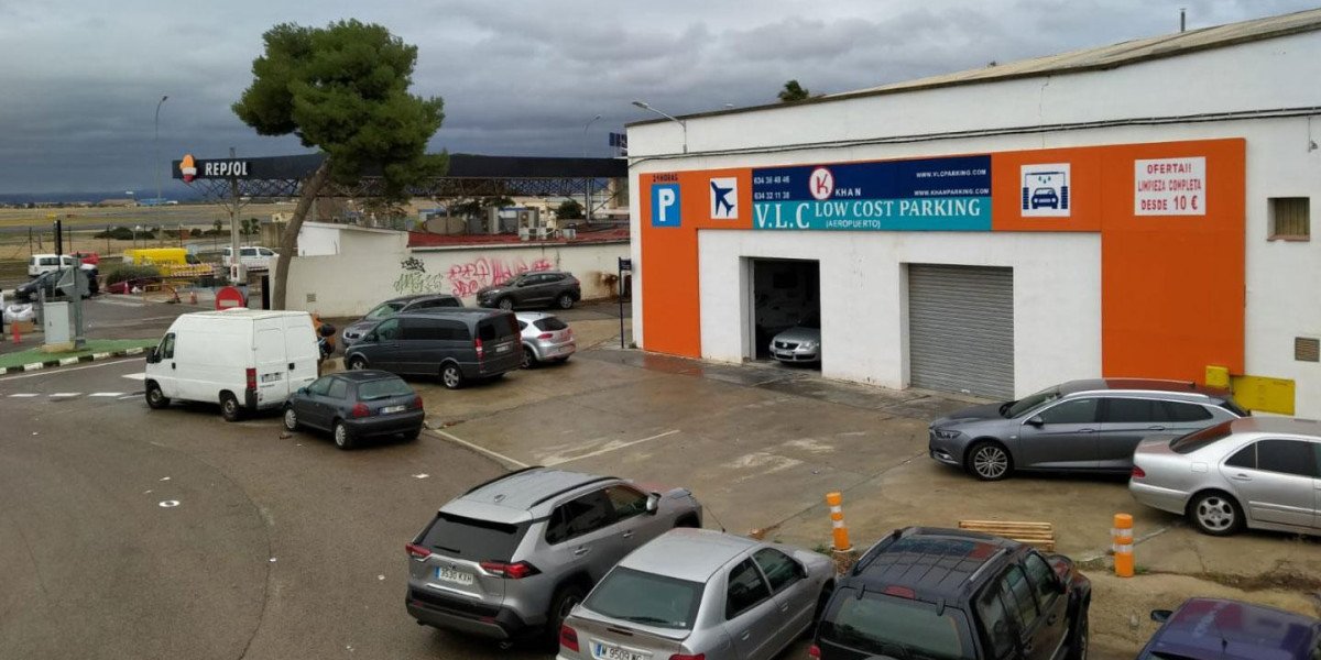 Consejos para encontrar aparcamiento barato en el Aeropuerto de Madrid y viajar con tranquilidad