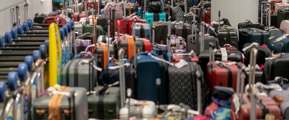 Alaska Airlines Lost Luggage: What to Do & How to File a Claim?