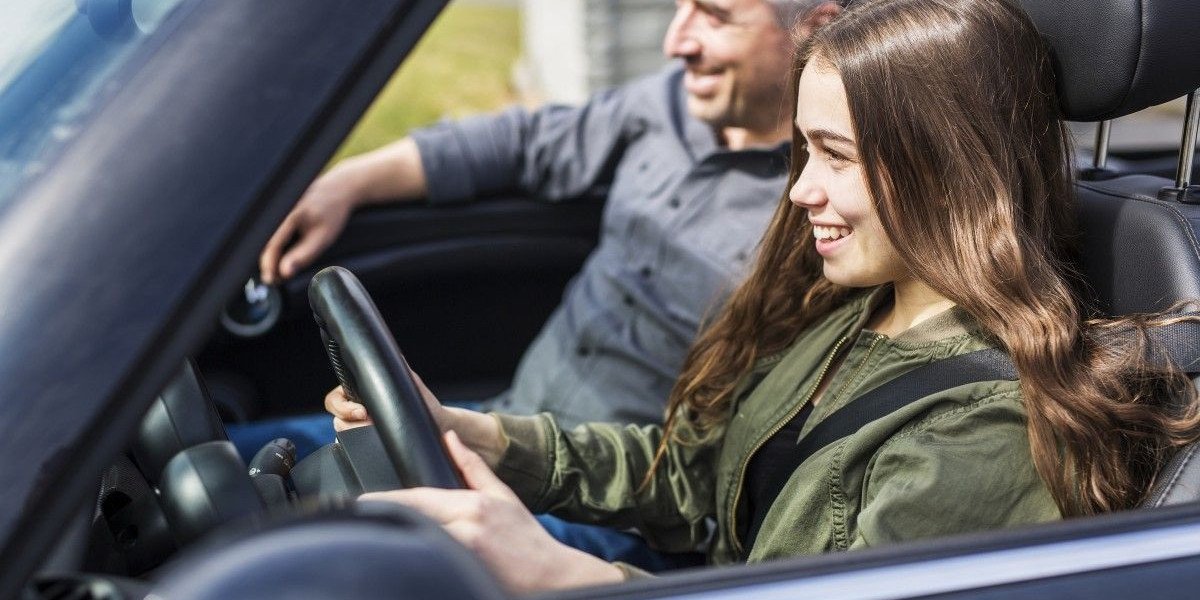 Urban Ease and Evolution: The Quiet Revolution of Automatic Driving Lessons in Oxford